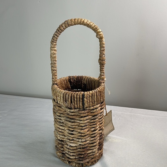 Handcrafted Woven Bottle or French Baguette Basket Natural Brown - Picture 5 of 12